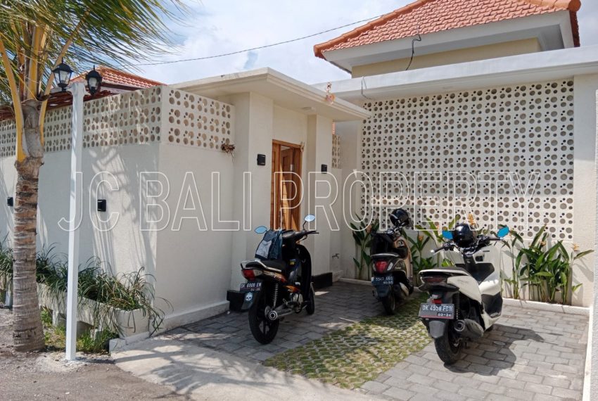 WhatsApp Image 2023-12-28 at 10.06.26 (1)