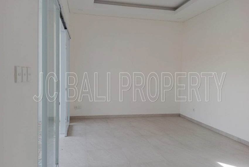 34204b8a-c068-4541-893d-301e37c51dcc