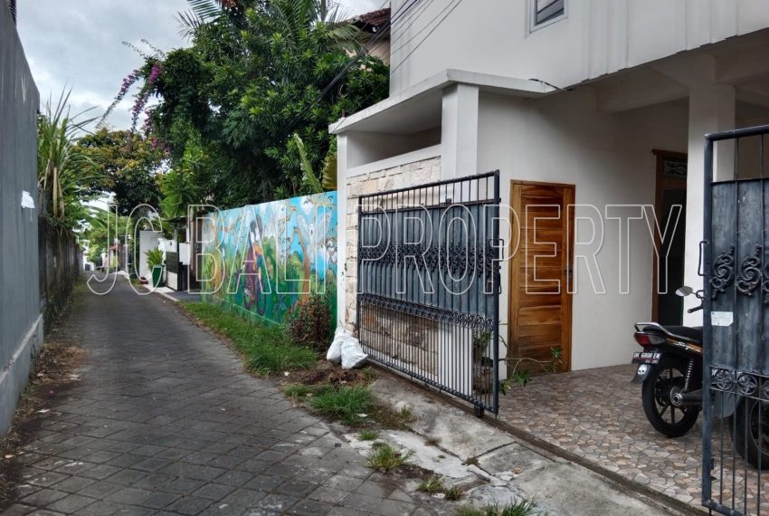 a6e5cb30-1319-436a-8cf2-c0fc07172523