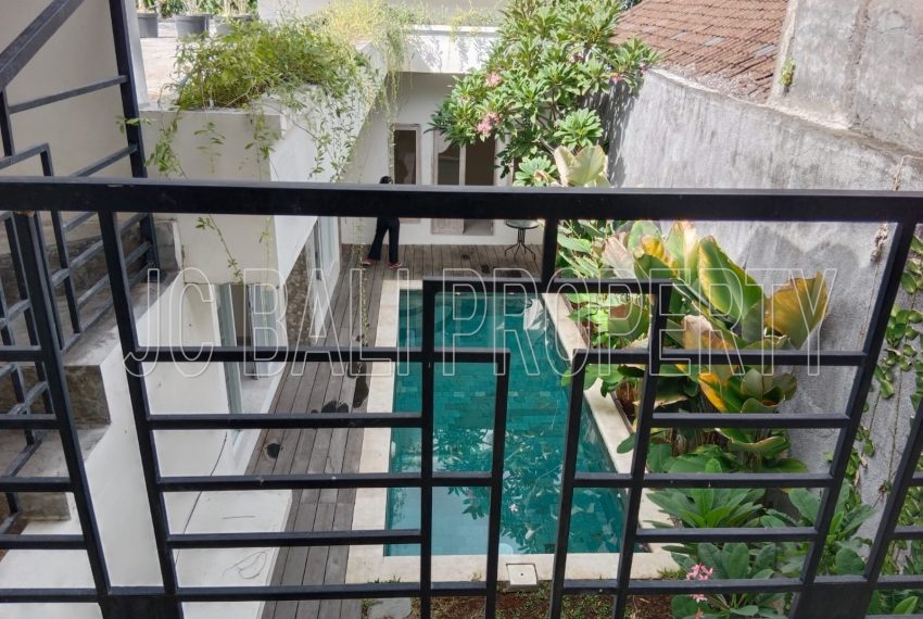 b7b1b516-f67d-4de8-a9fc-eafa8436027c