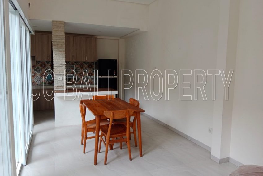 cb3c8bf0-d349-4eda-80e6-2c36e56be747