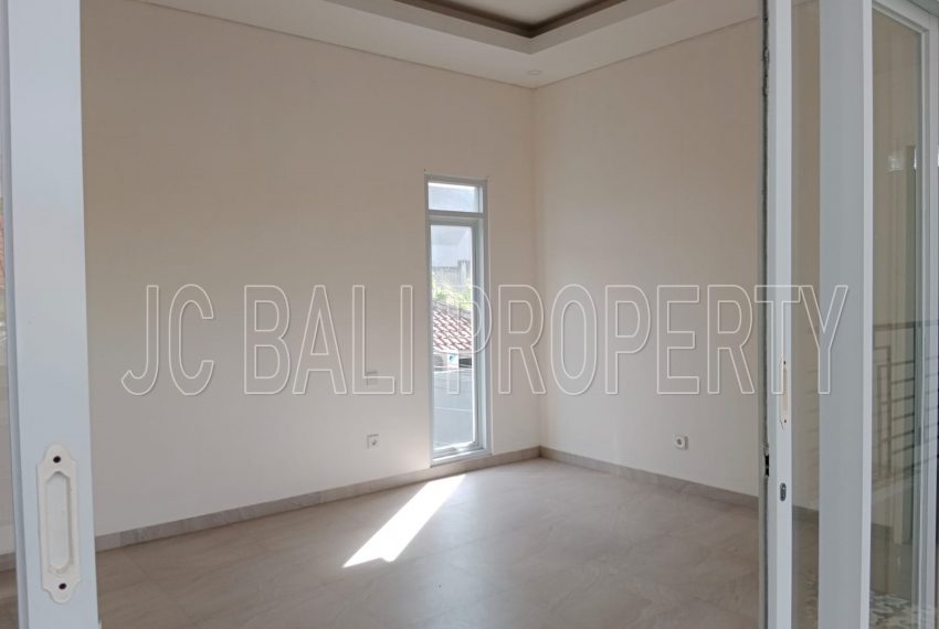 e1339e71-cad7-4bce-80b3-bb5064270f67