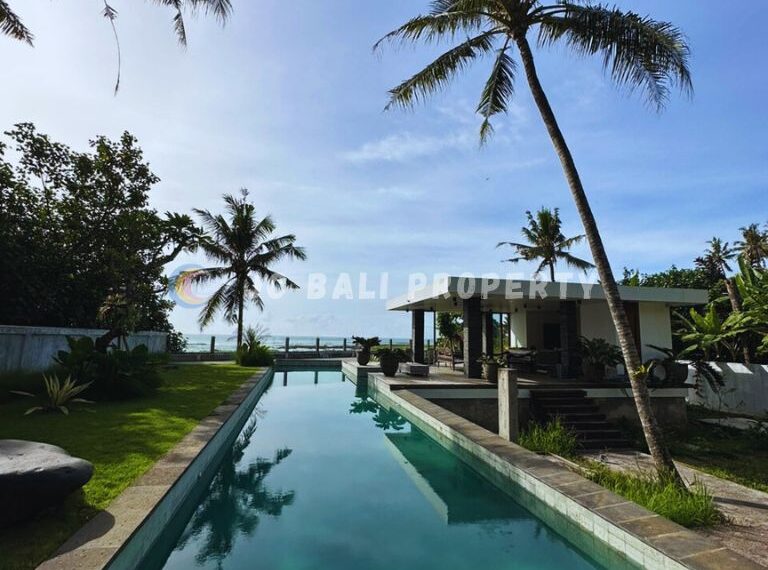 photo_6320860484730995260_y